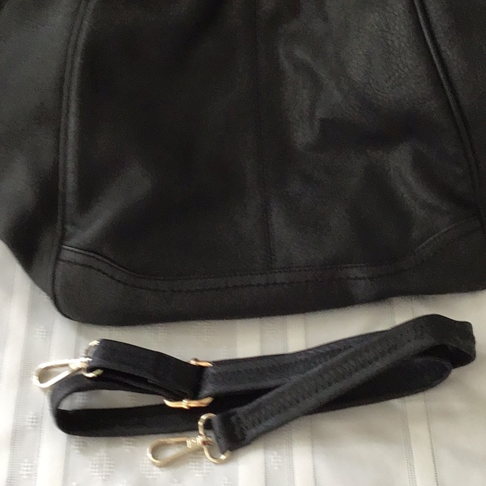 Bag - Picture 2 of 5